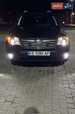 Внедорожник / Кроссовер Subaru Forester 2008 в 