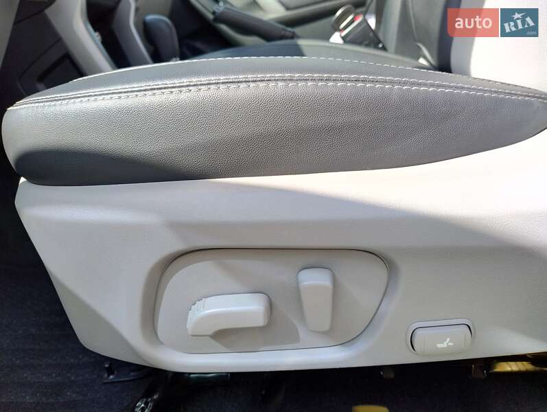 Позашляховик / Кросовер Subaru Forester 2014 в Івано-Франківську