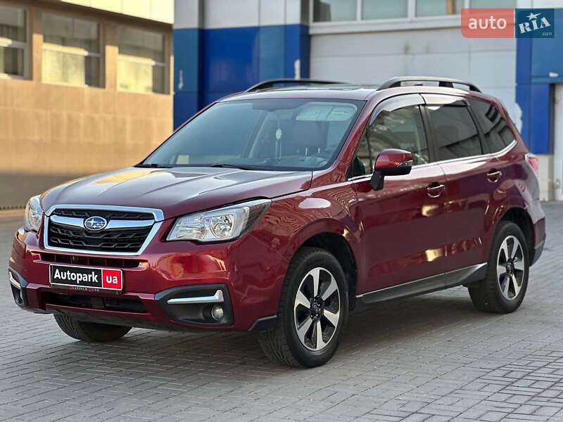 Позашляховик / Кросовер Subaru Forester 2018 в 