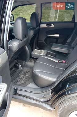 Внедорожник / Кроссовер Subaru Forester 2010 в 