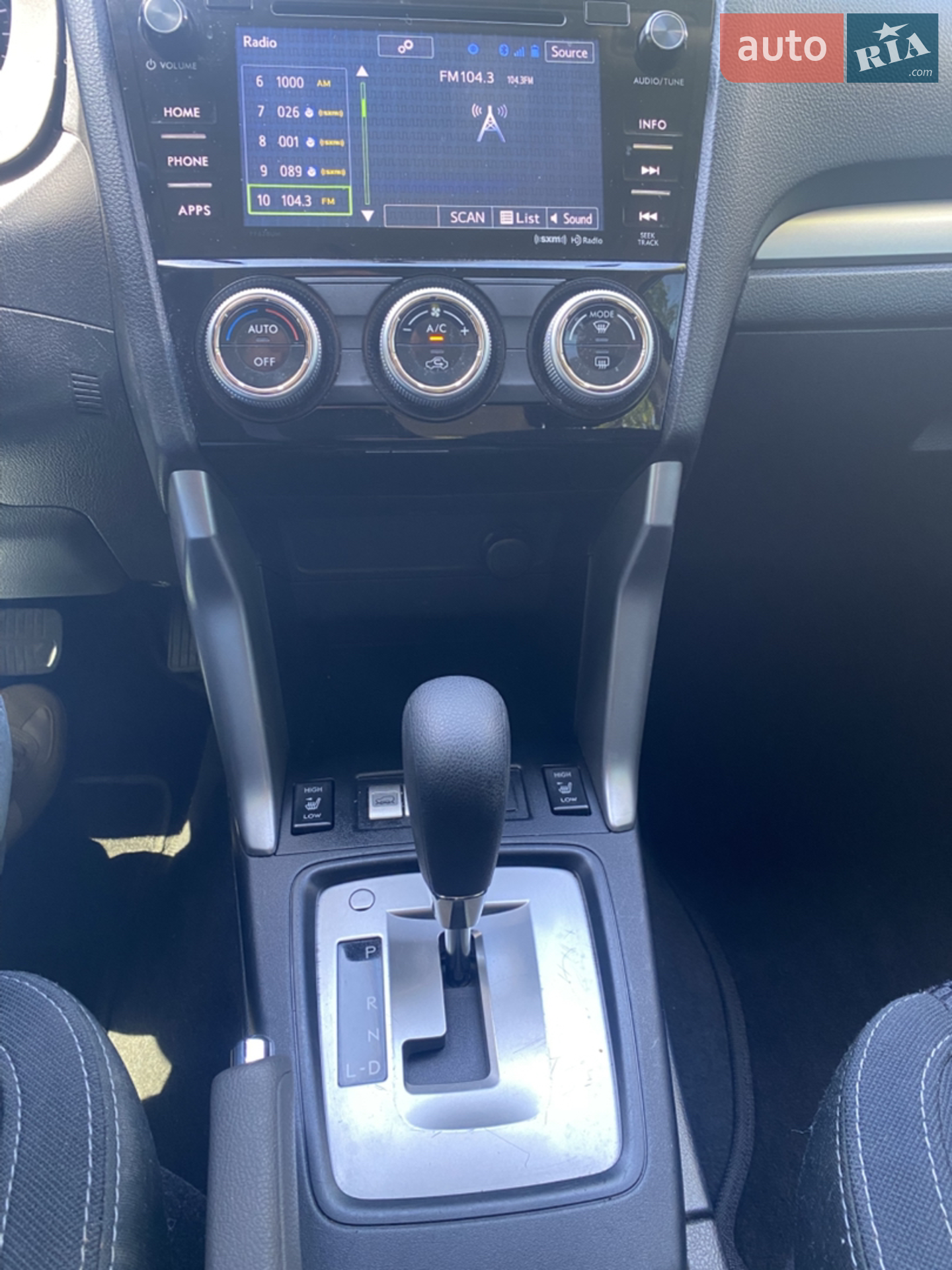 2017 Subaru Forester - мініатюра 17