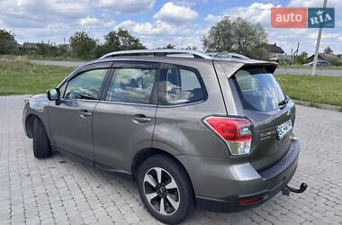 Позашляховик / Кросовер Subaru Forester 2016 в 