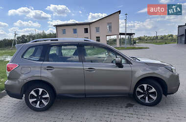 Позашляховик / Кросовер Subaru Forester 2016 в 