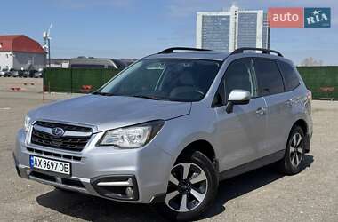 Внедорожник / Кроссовер Subaru Forester 2017 в 