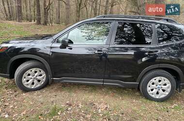 Внедорожник / Кроссовер Subaru Forester 2019 в 