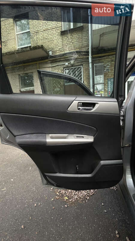 Внедорожник / Кроссовер Subaru Forester 2008 в Киеве