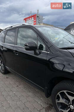 Внедорожник / Кроссовер Subaru Forester 2014 в 