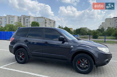Позашляховик / Кросовер Subaru Forester 2009 в 