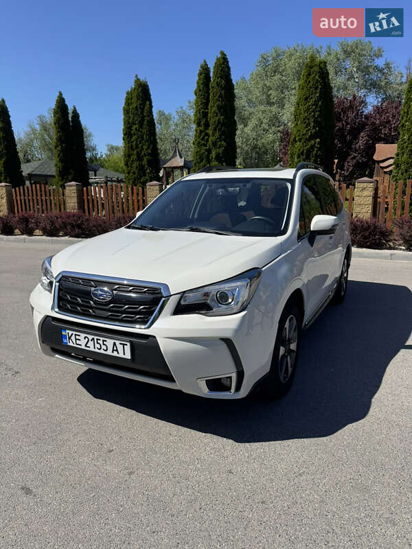 Позашляховик / Кросовер Subaru Forester 2017 в 