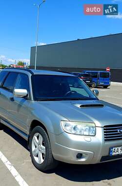 Внедорожник / Кроссовер Subaru Forester 2006 в 