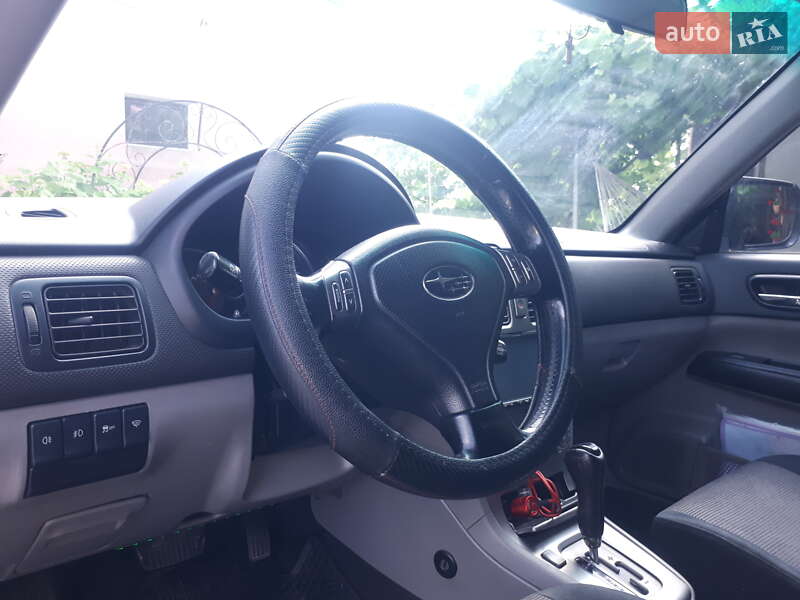 Внедорожник / Кроссовер Subaru Forester 2006 в Киеве