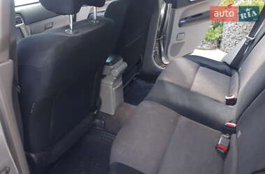 Внедорожник / Кроссовер Subaru Forester 2006 в 