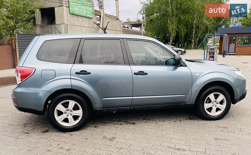 Позашляховик / Кросовер Subaru Forester 2010 в Вишневому