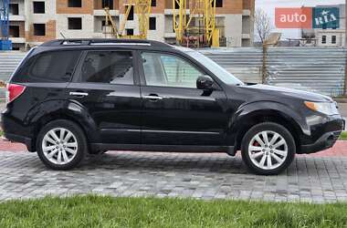 Позашляховик / Кросовер Subaru Forester 2010 в 