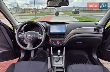 Позашляховик / Кросовер Subaru Forester 2010 в 