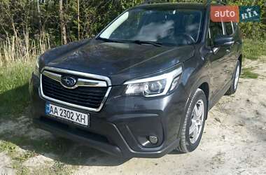 Внедорожник / Кроссовер Subaru Forester 2018 в 