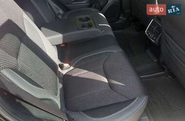 Внедорожник / Кроссовер Subaru Forester 2018 в 