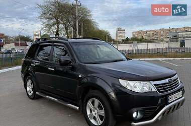 Внедорожник / Кроссовер Subaru Forester 2008 в 