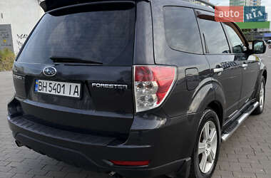 Внедорожник / Кроссовер Subaru Forester 2008 в 