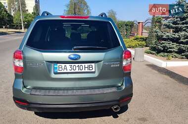 Внедорожник / Кроссовер Subaru Forester 2014 в 