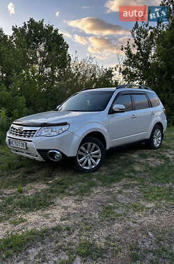Внедорожник / Кроссовер Subaru Forester 2011 в 