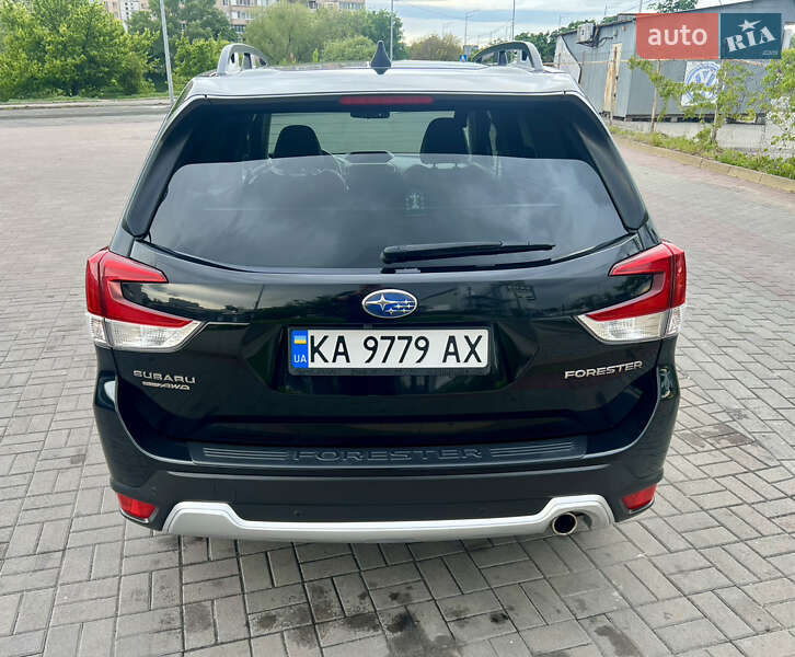 Внедорожник / Кроссовер Subaru Forester 2018 в Киеве