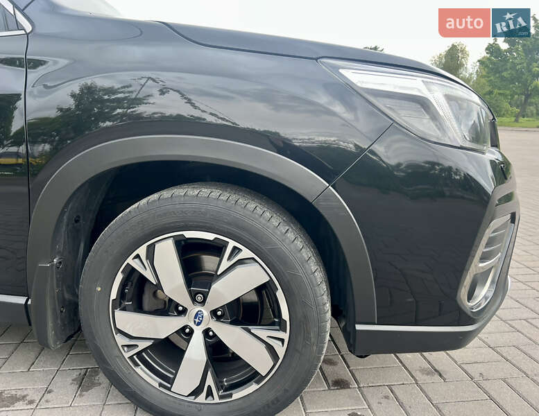 Внедорожник / Кроссовер Subaru Forester 2018 в Киеве
