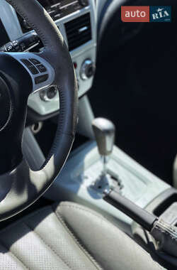 Внедорожник / Кроссовер Subaru Forester 2008 в 