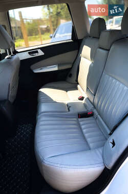 Внедорожник / Кроссовер Subaru Forester 2008 в 