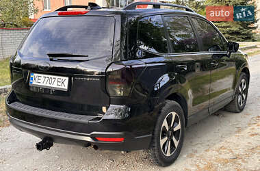 Позашляховик / Кросовер Subaru Forester 2016 в 