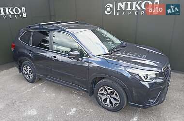 Внедорожник / Кроссовер Subaru Forester 2018 в 