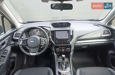 Внедорожник / Кроссовер Subaru Forester 2018 в 