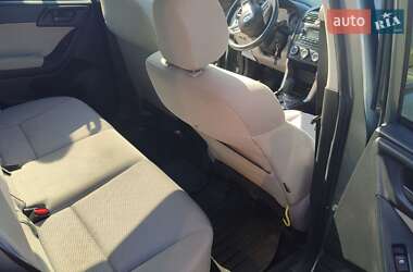 Внедорожник / Кроссовер Subaru Forester 2014 в 