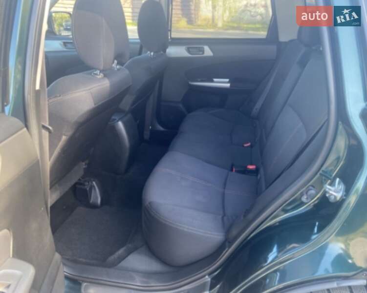 Внедорожник / Кроссовер Subaru Forester 2009 в Карпиловке