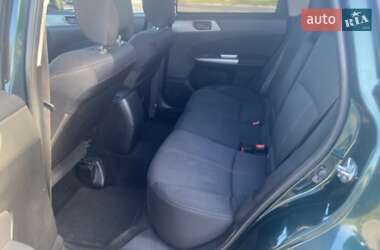 Внедорожник / Кроссовер Subaru Forester 2009 в 