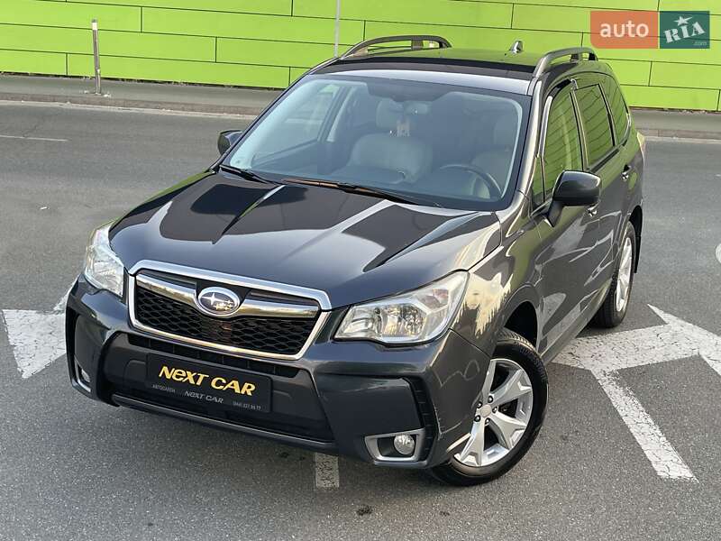 Позашляховик / Кросовер Subaru Forester 2015 в Києві