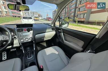 Позашляховик / Кросовер Subaru Forester 2014 в 