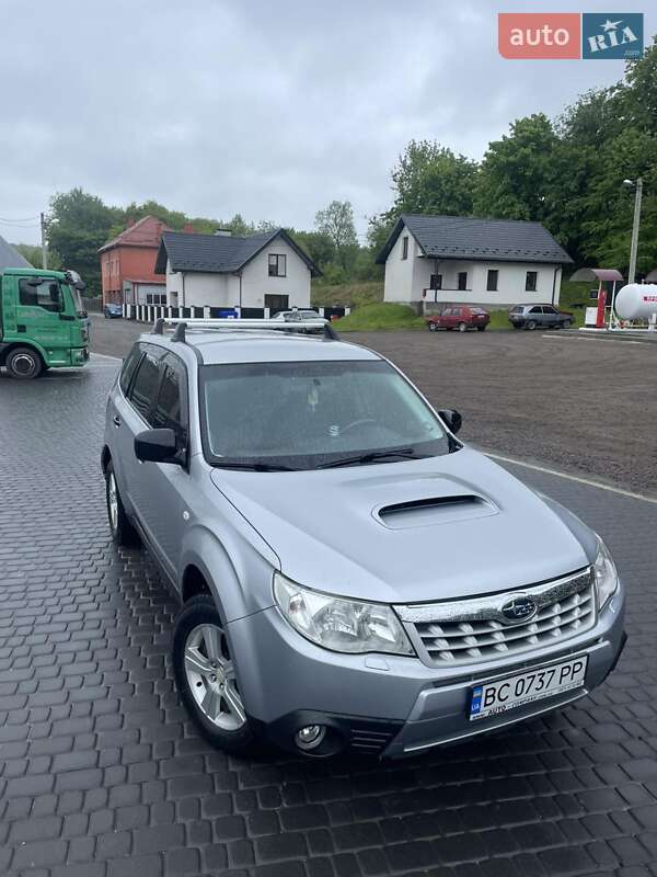 Позашляховик / Кросовер Subaru Forester 2011 в Бібрці