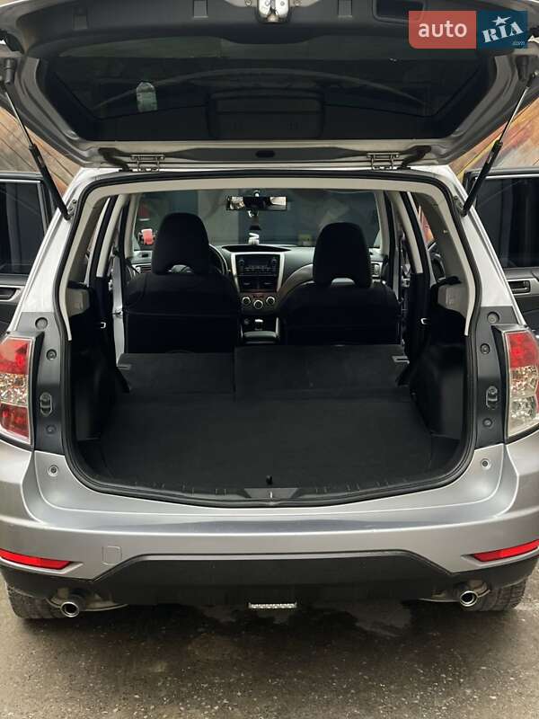 Позашляховик / Кросовер Subaru Forester 2011 в Бібрці