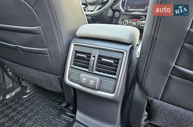 Внедорожник / Кроссовер Subaru Forester 2022 в 