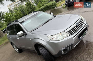 Внедорожник / Кроссовер Subaru Forester 2008 в 