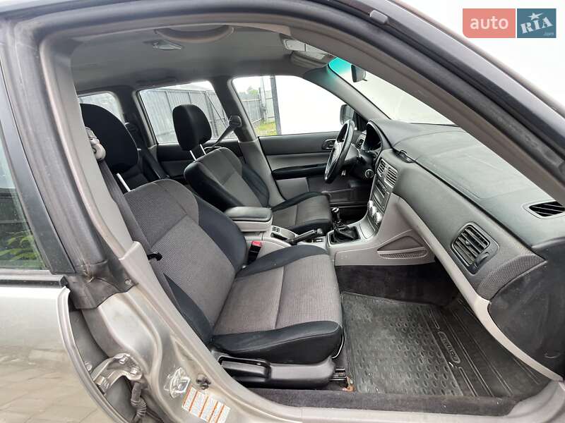 Внедорожник / Кроссовер Subaru Forester 2006 в Киеве