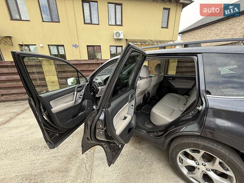 Внедорожник / Кроссовер Subaru Forester 2015 в Киеве