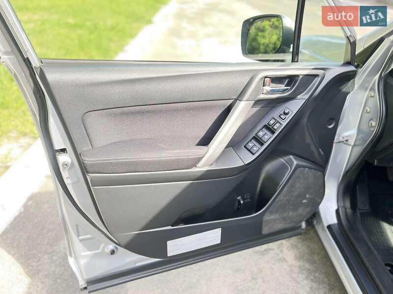 Внедорожник / Кроссовер Subaru Forester 2014 в Киеве фото 6 Внедорожник / Кроссовер Subaru Forester 2014 в Киеве