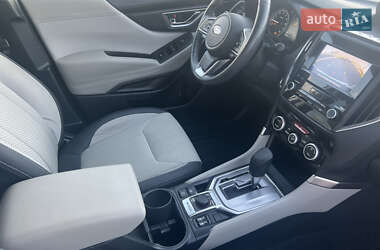 Внедорожник / Кроссовер Subaru Forester 2022 в 