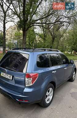Внедорожник / Кроссовер Subaru Forester 2008 в 