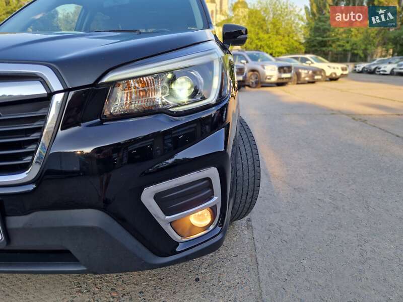Позашляховик / Кросовер Subaru Forester 2019 в Дніпрі
