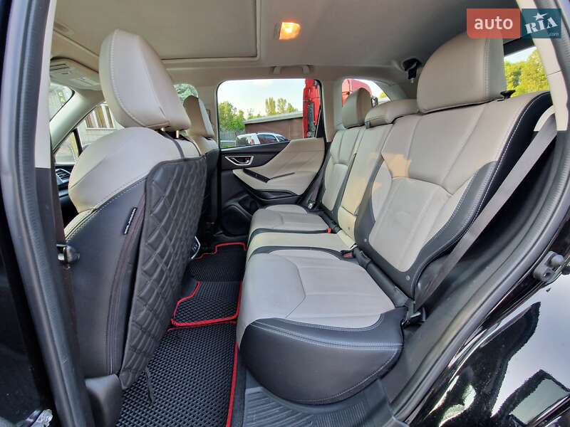 Позашляховик / Кросовер Subaru Forester 2019 в Дніпрі