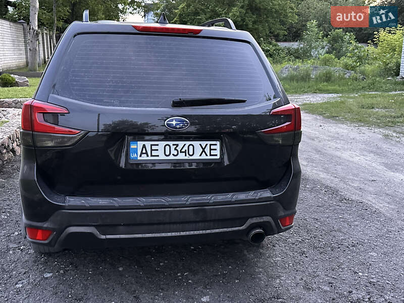 Внедорожник / Кроссовер Subaru Forester 2018 в Днепре