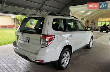 Внедорожник / Кроссовер Subaru Forester 2010 в 